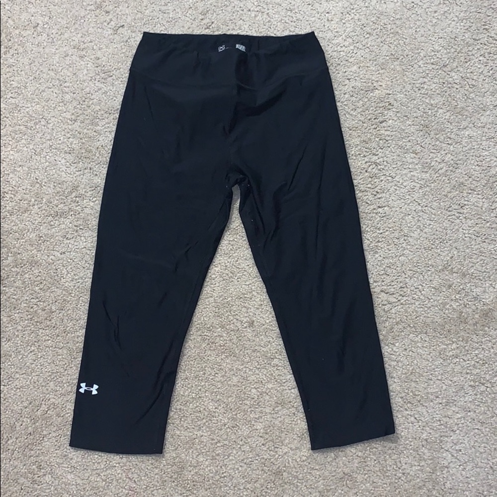 Under Armour Black Capris